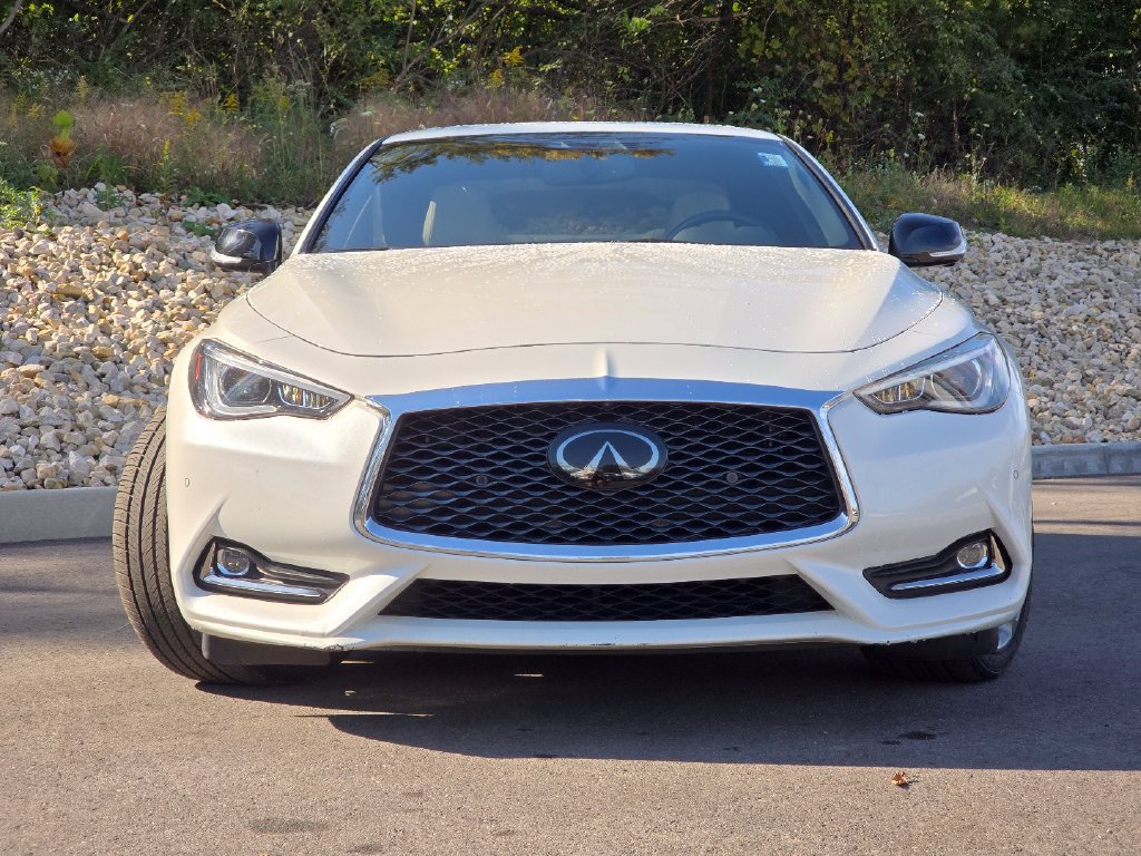 Used 2020 INFINITI Q60 Red Sport 400 w/ Proactive Package AWD/4WD image 9