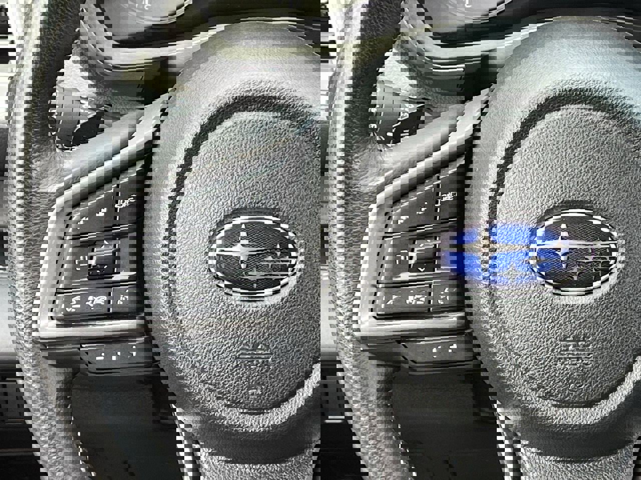 Used 2023 Subaru Ascent Limited w/ Technology Package image 12