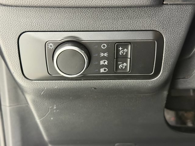 Used 2025 Ford Escape ST-Line w/ Tech Pack #1 FWD image 15