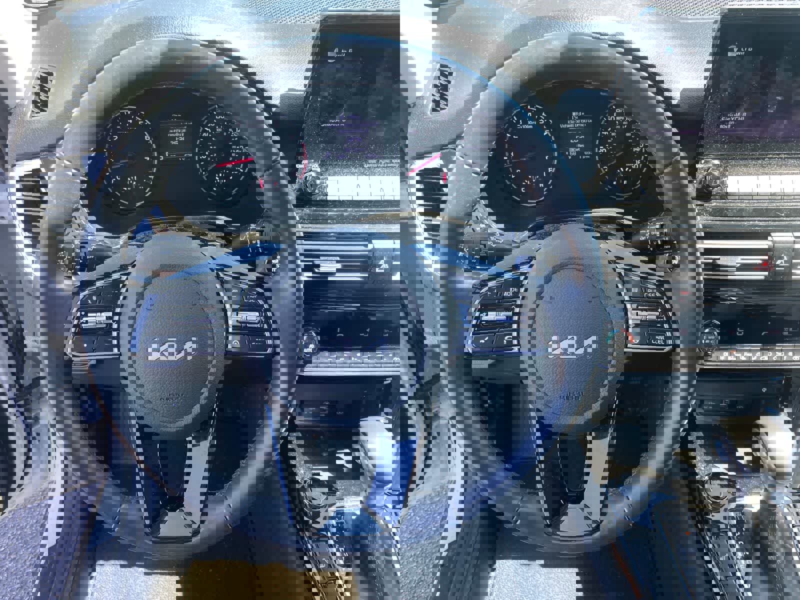 Used 2022 Kia Seltos EX AWD/4WD image 12