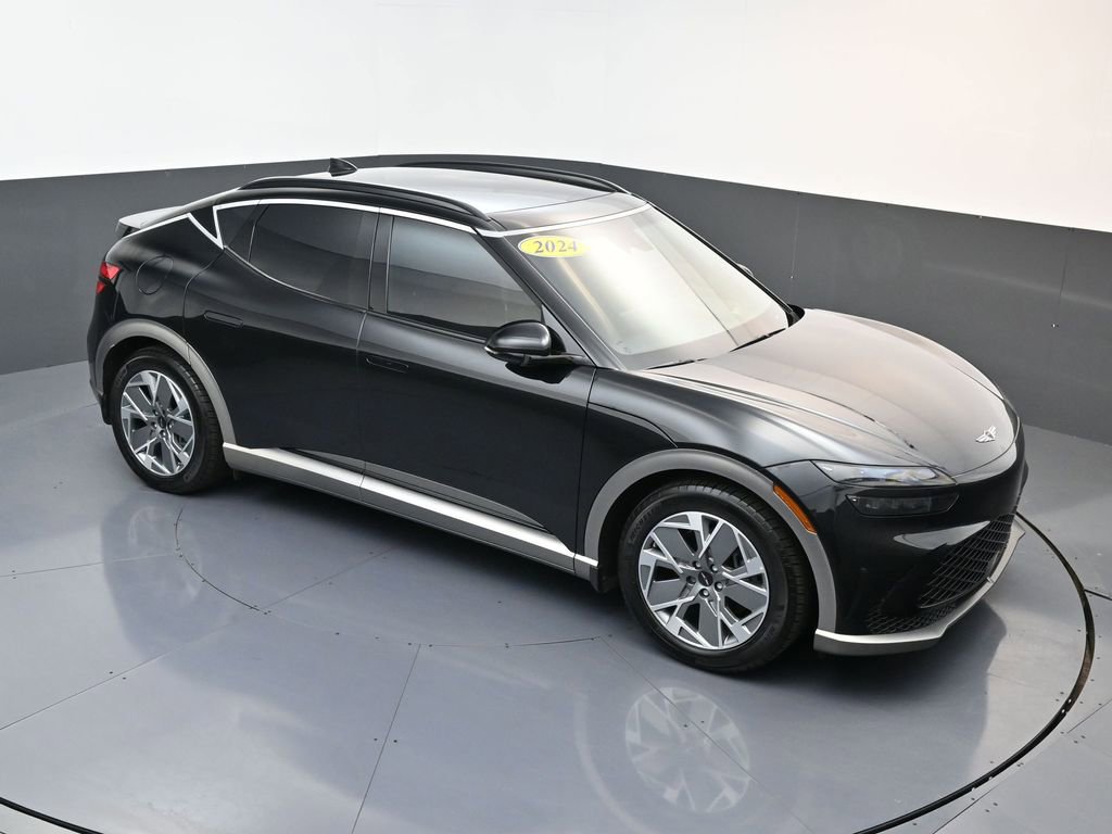 Used 2024 Genesis GV60 RWD image 19