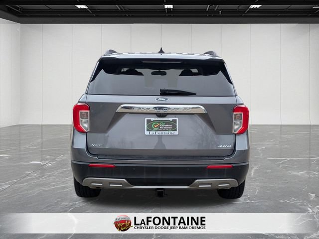 Used 2022 Ford Explorer XLT w/ Equipment Group 202A image 4