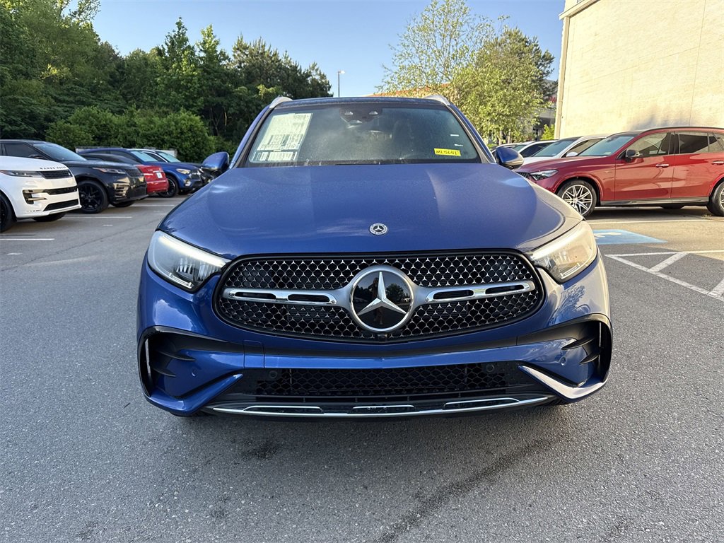 New 2025 Mercedes-Benz GLC 350e 4MATIC image 8