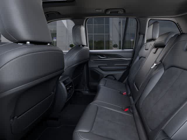 New 2026 Jeep Grand Cherokee Altitude AWD/4WD image 23