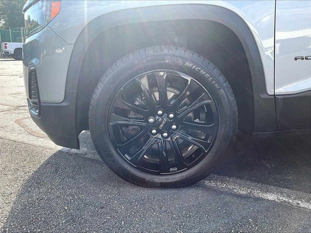 Used 2023 GMC Acadia SLE w/ Driver Convenience Package AWD/4WD image 7
