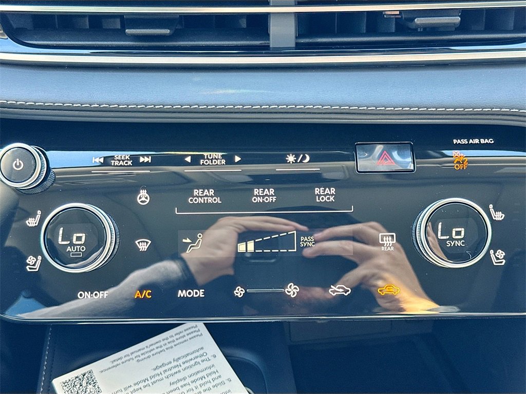 New 2026 INFINITI QX60 Luxe w/ Cargo Package image 16