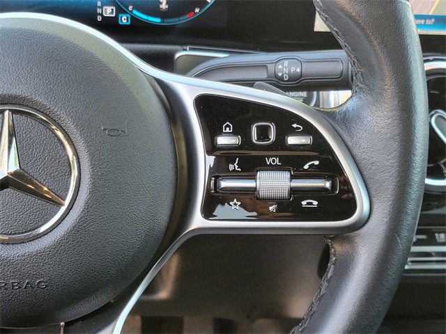 Certified 2021 Mercedes-Benz GLB 250 4MATIC image 33