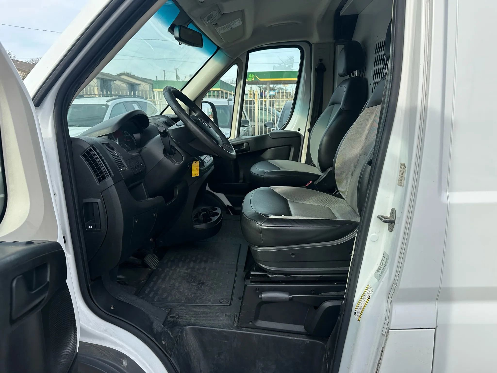 Used 2016 RAM ProMaster 1500 image 4