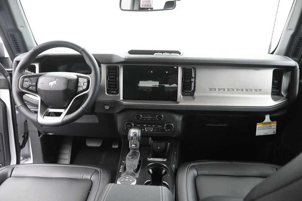 New 2026 Ford Bronco Outer Banks AWD/4WD image 25