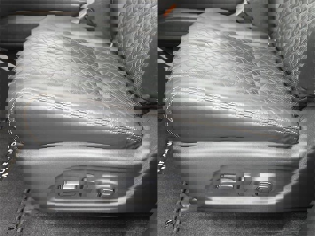 Used 2024 Nissan Murano Platinum w/ Cargo Package image 16