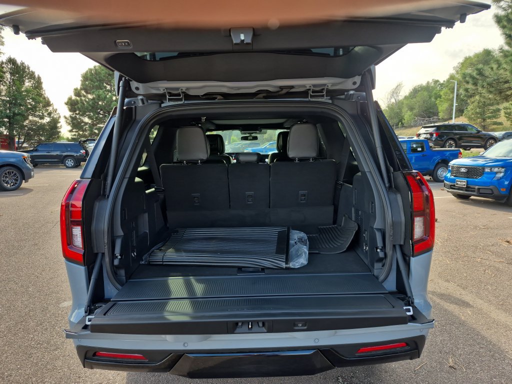 New 2027 Ford Expedition Max Platinum w/ Stealth Performance Package AWD/4WD image 22