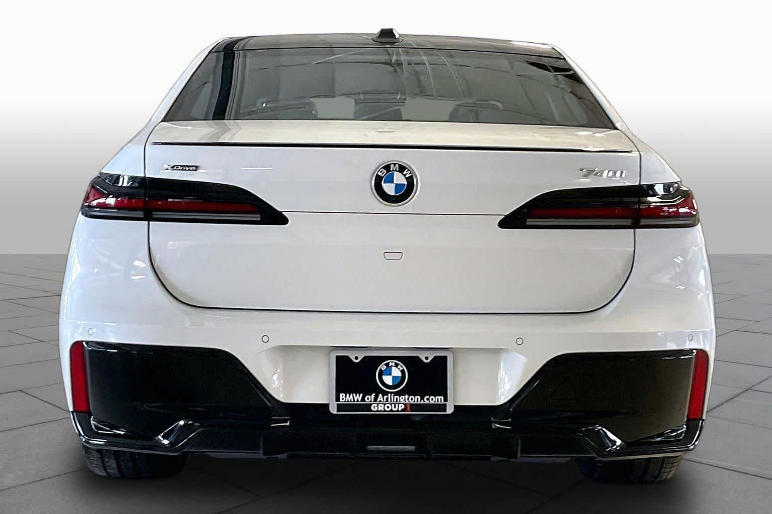 New 2026 BMW 740i xDrive w/ Executive Package AWD/4WD image 4