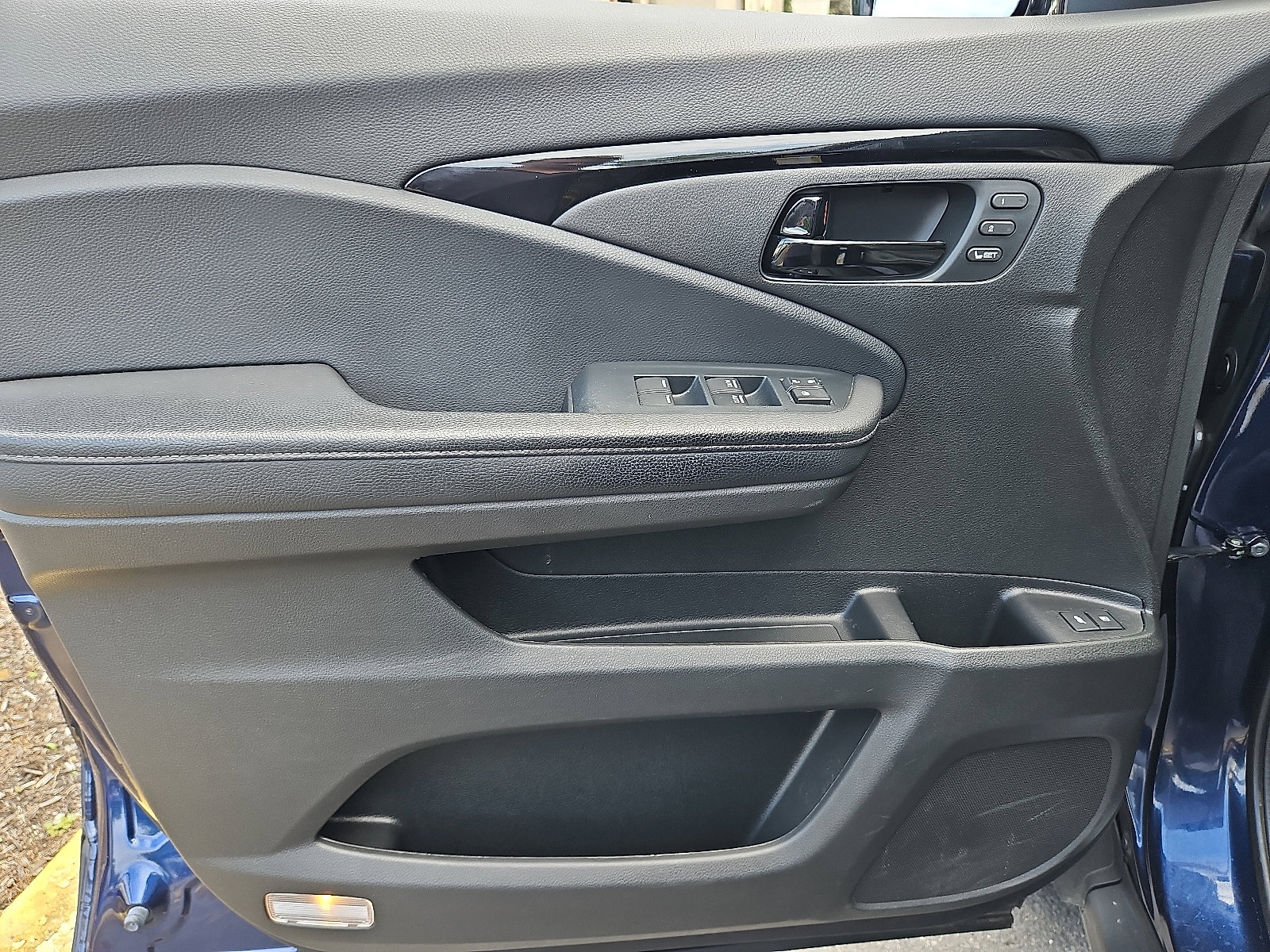 Used 2022 Honda Passport Elite image 13