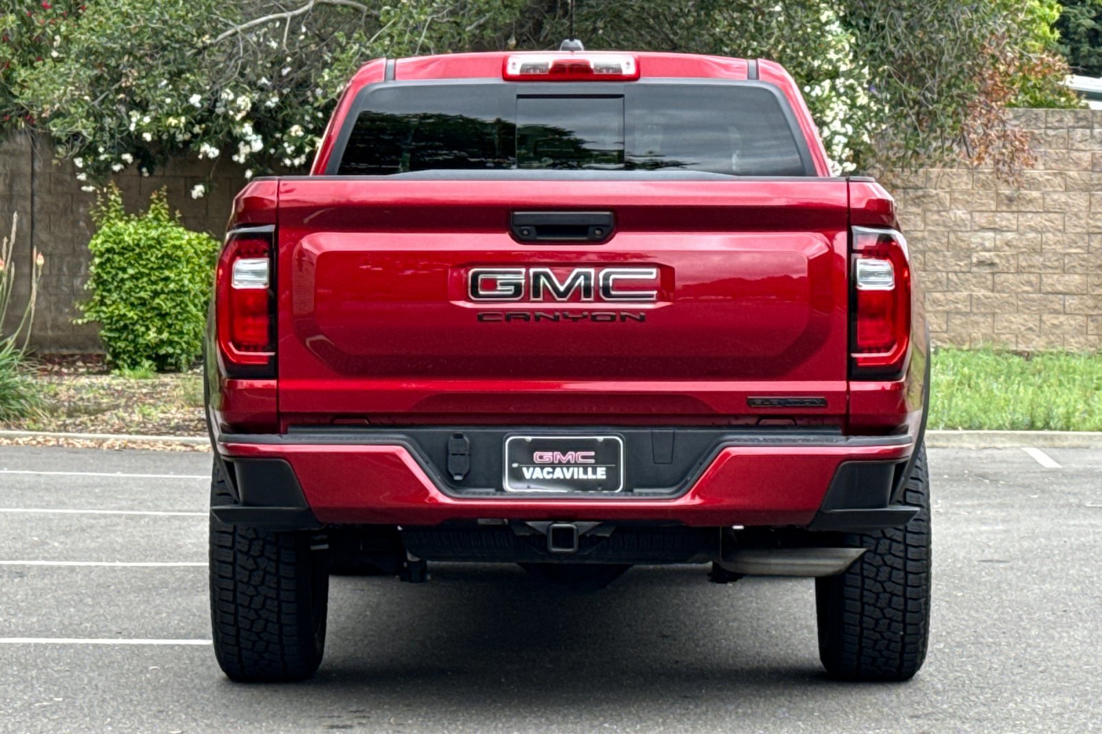 Used 2023 GMC Canyon Elevation w/ Convenience Package AWD/4WD image 6