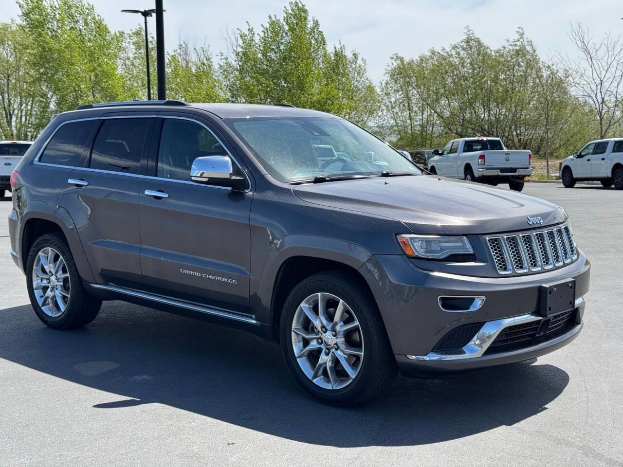 Used 2014 Jeep Grand Cherokee Summit AWD/4WD image 9