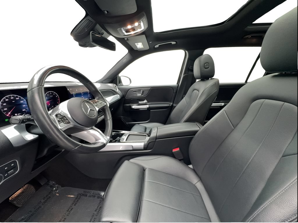 Used 2025 Mercedes-Benz GLB 250 4MATIC image 20