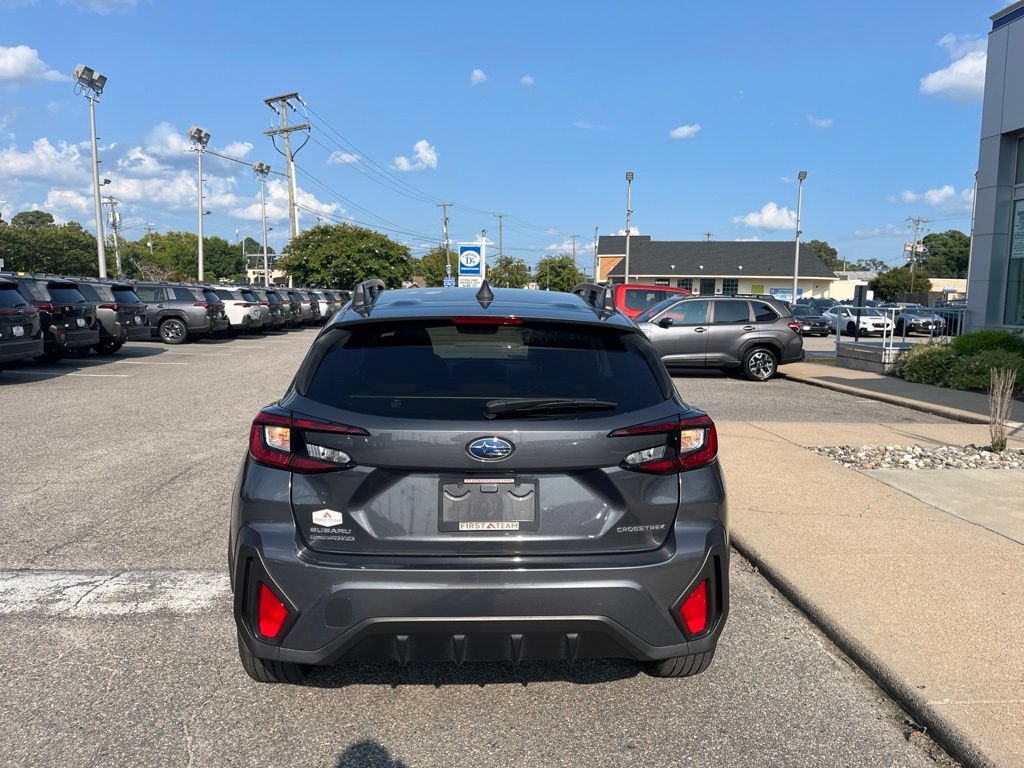 Used 2024 Subaru Crosstrek 2.0i Premium AWD/4WD image 5