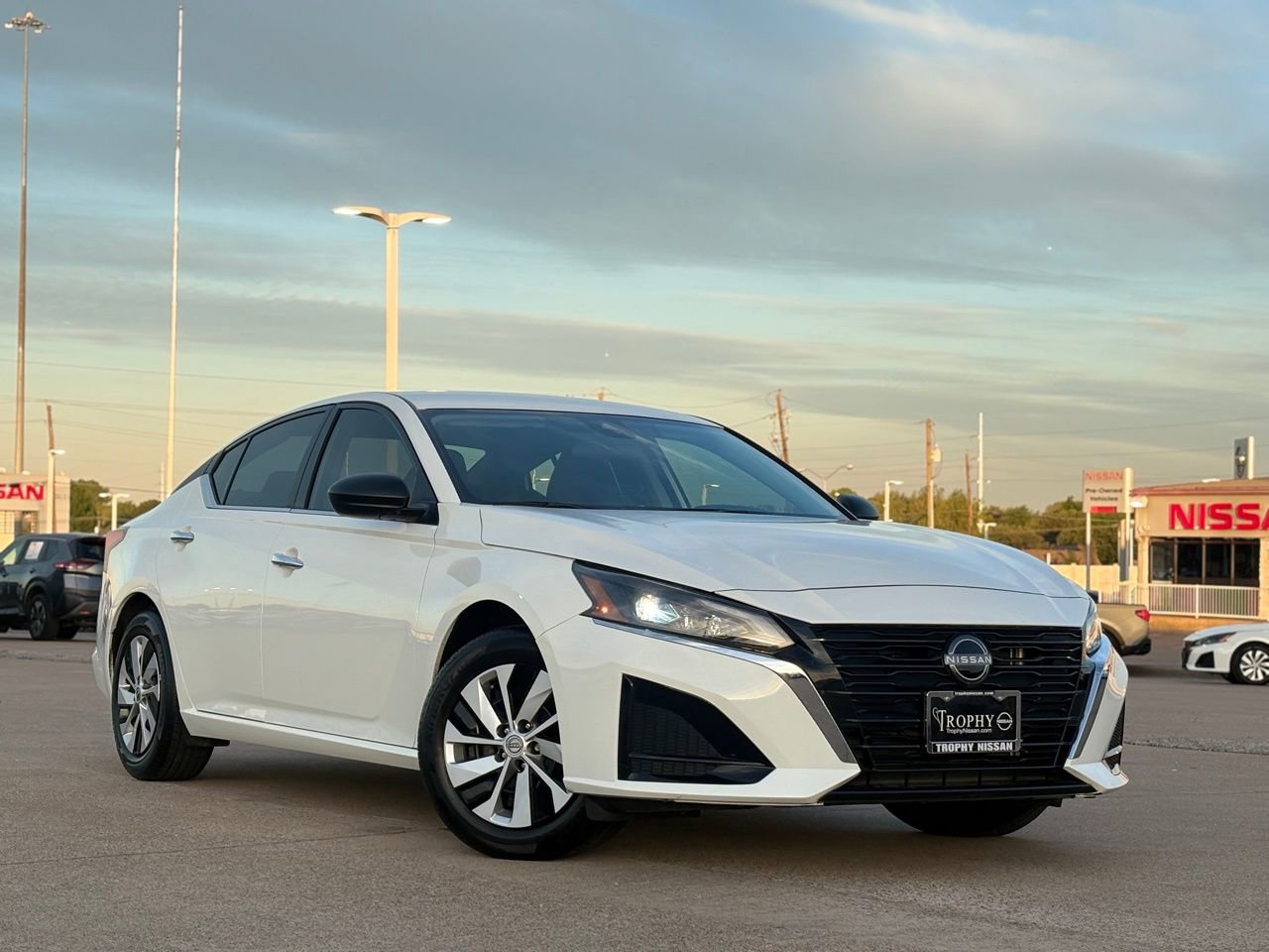 Used 2025 Nissan Altima 2.5 S video 2