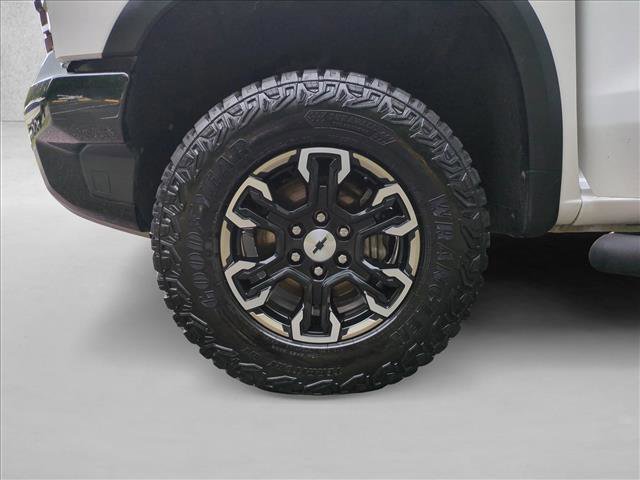 Used 2022 Chevrolet Silverado 1500 ZR2 w/ Technology Package AWD/4WD image 27