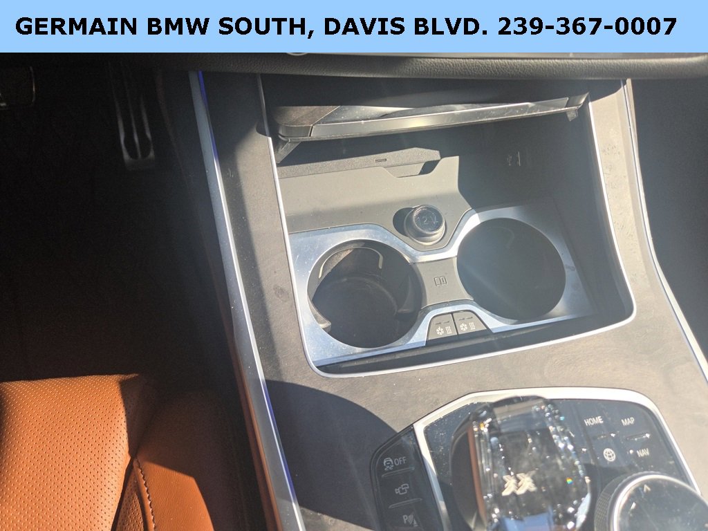 Certified 2022 BMW X7 M50i w/ Executive Package image 47