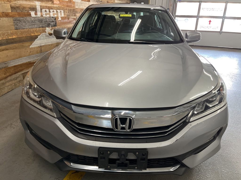 Used 2016 Honda Accord EX image 7