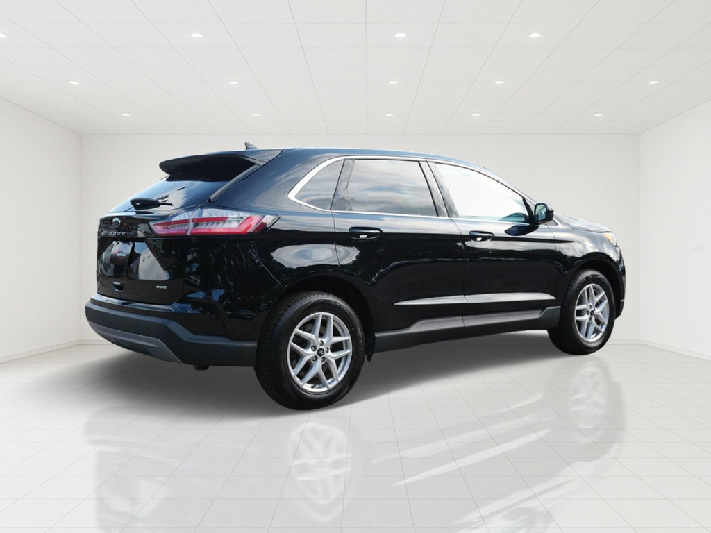 Certified 2024 Ford Edge SEL AWD/4WD image 6