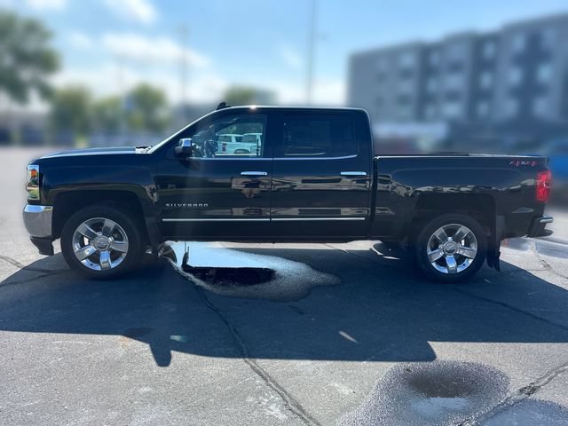 Used 2018 Chevrolet Silverado 1500 LTZ w/ Sport Package AWD/4WD image 2