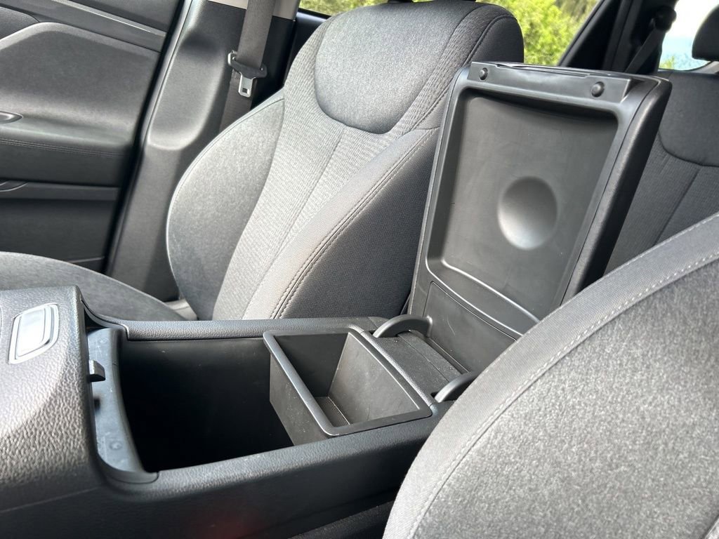 Used 2023 Hyundai Santa Fe SEL image 33