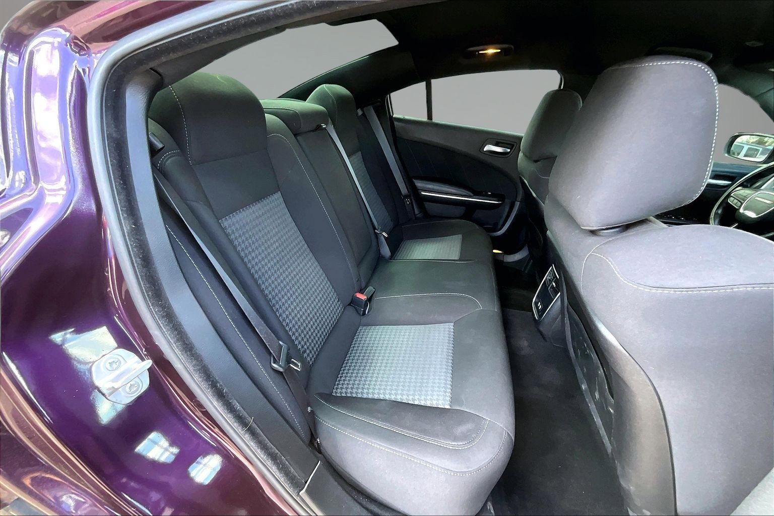 Used 2020 Dodge Charger Scat Pack w/ Navigation & Travel Group RWD image 25