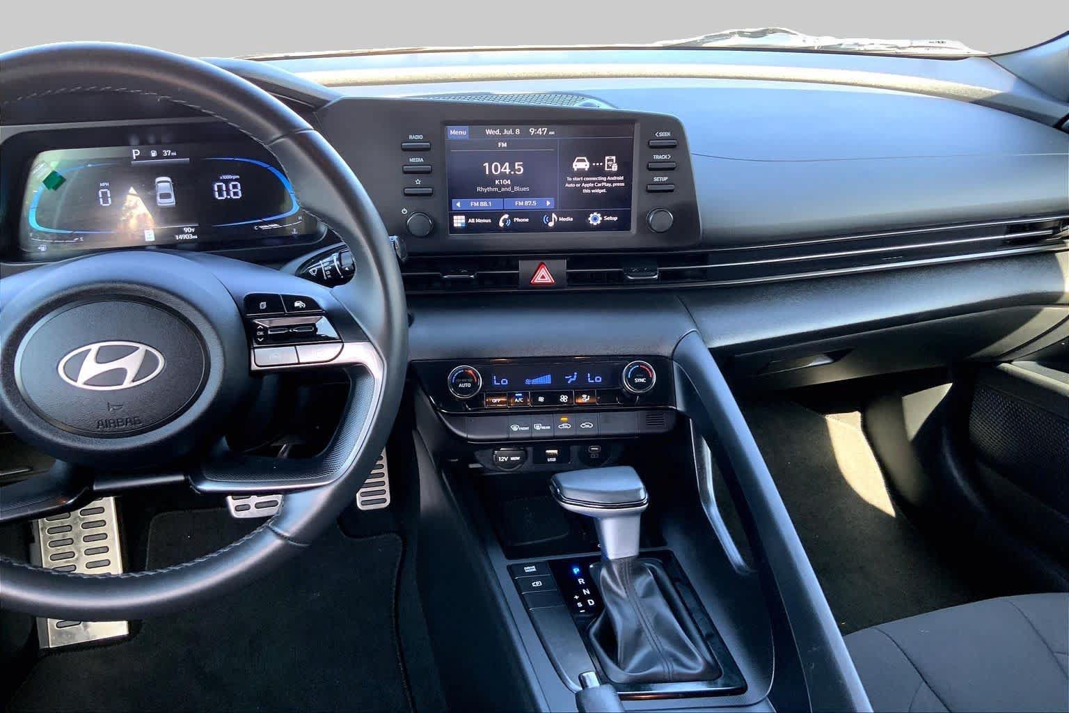 Used 2025 Hyundai Elantra Sport FWD image 7