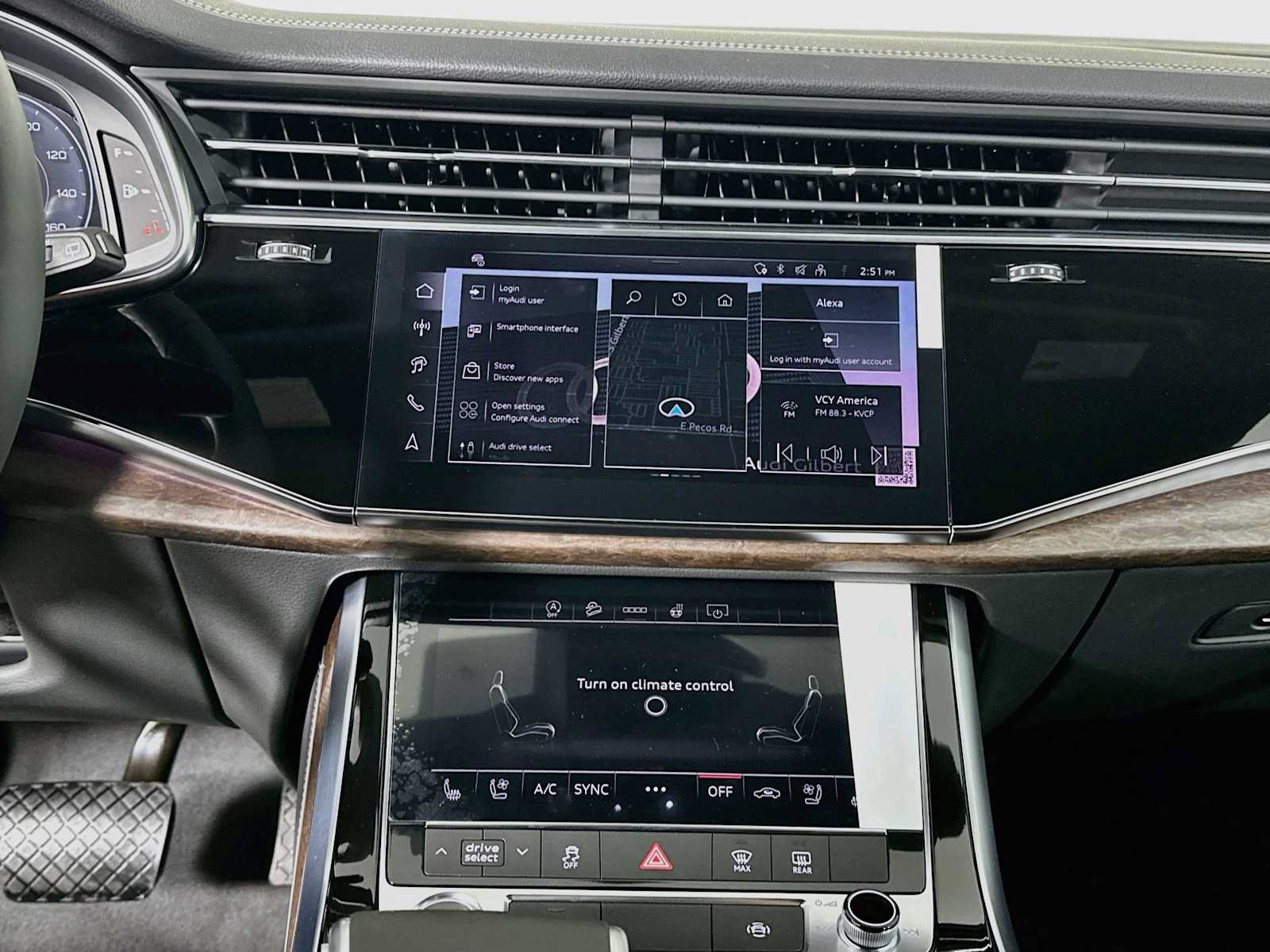 New 2026 Audi Q7 2.0T Premium Plus AWD/4WD image 13