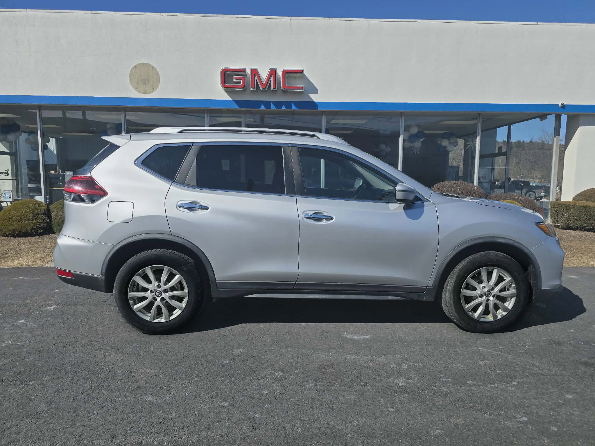 Used 2018 Nissan Rogue SV video 2