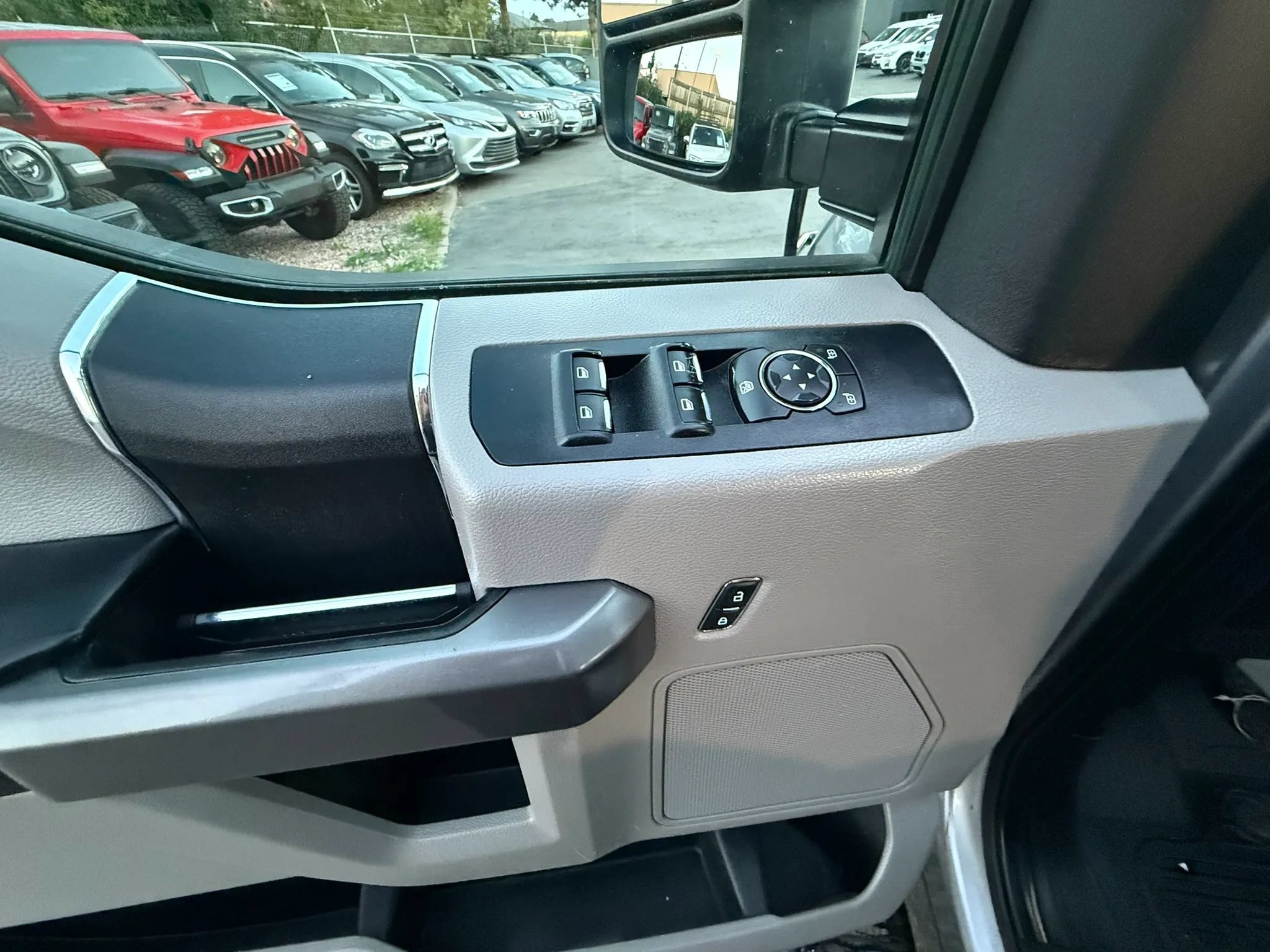 Used 2020 Ford F250 XLT AWD/4WD image 22