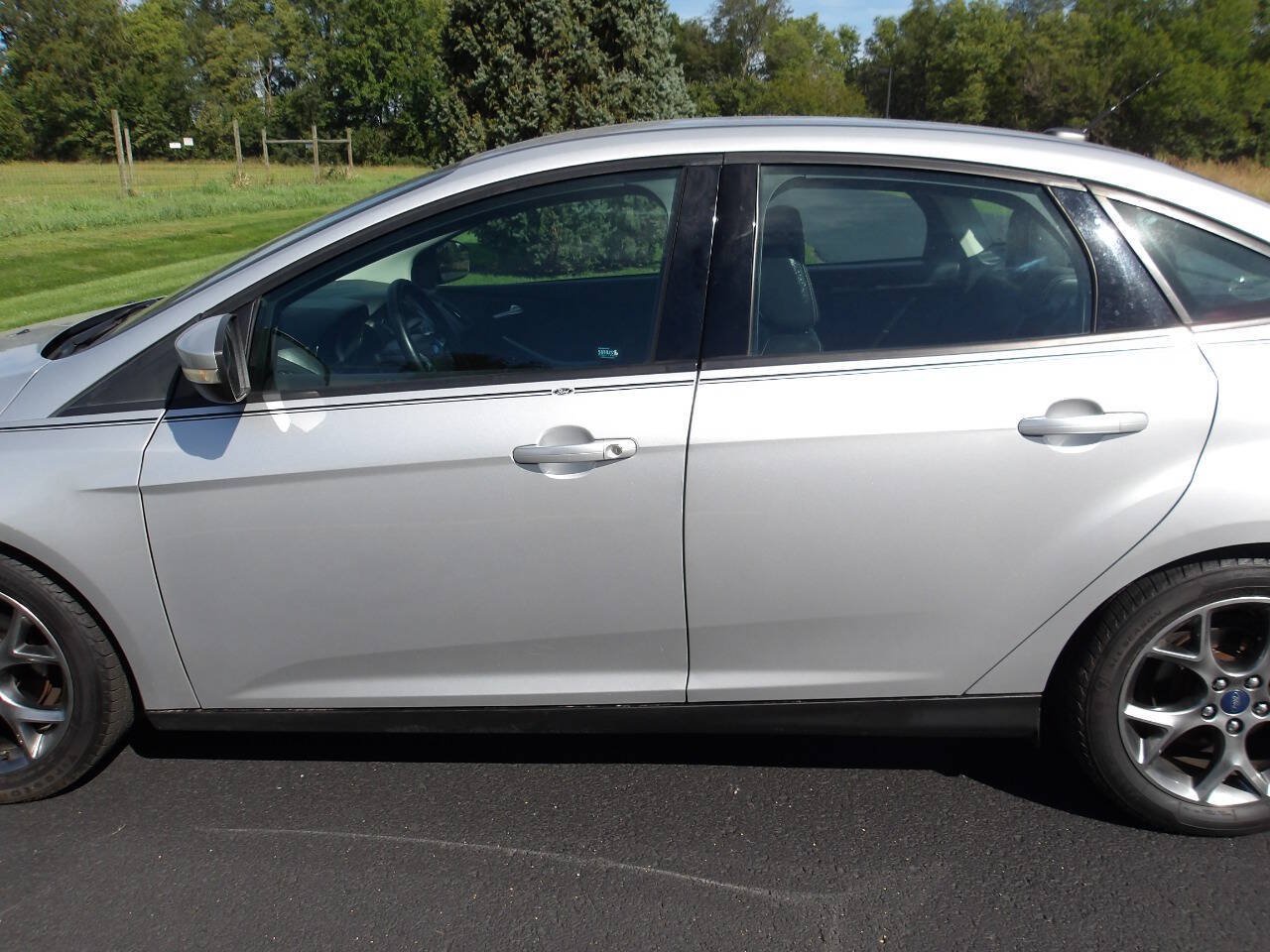 Used 2014 Ford Focus SE w/ Equipment Group 201A FWD image 31