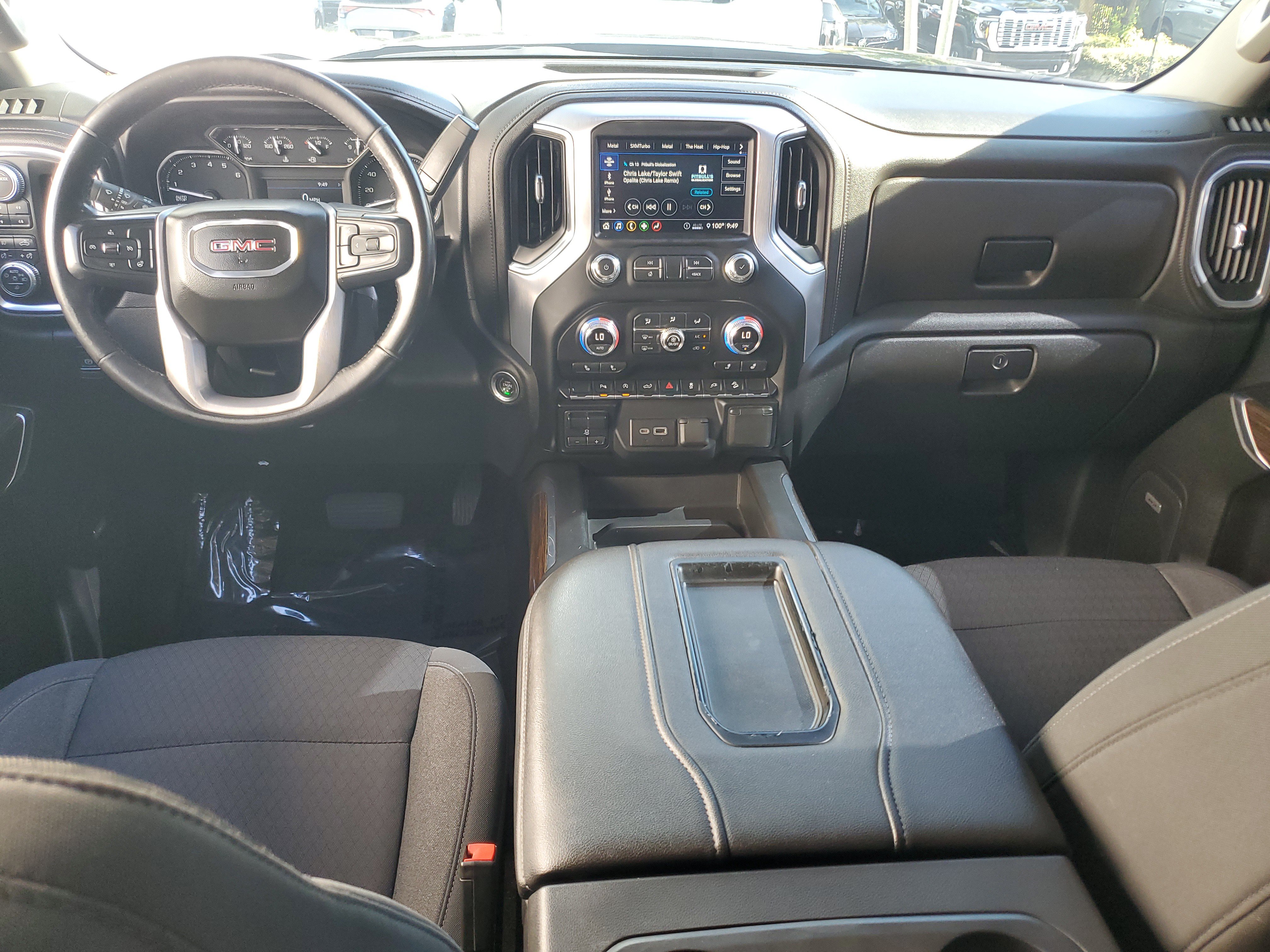 Certified 2020 GMC Sierra 1500 Elevation w/ Elevation Value Package AWD/4WD image 18