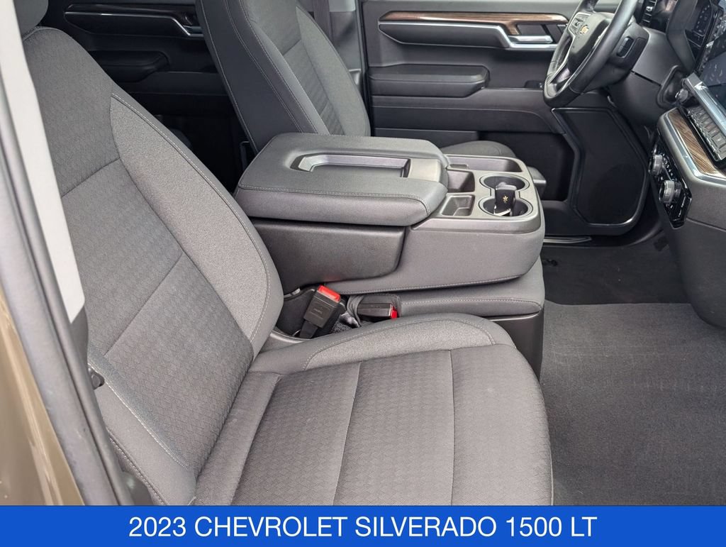Used 2023 Chevrolet Silverado 1500 LT AWD/4WD image 31