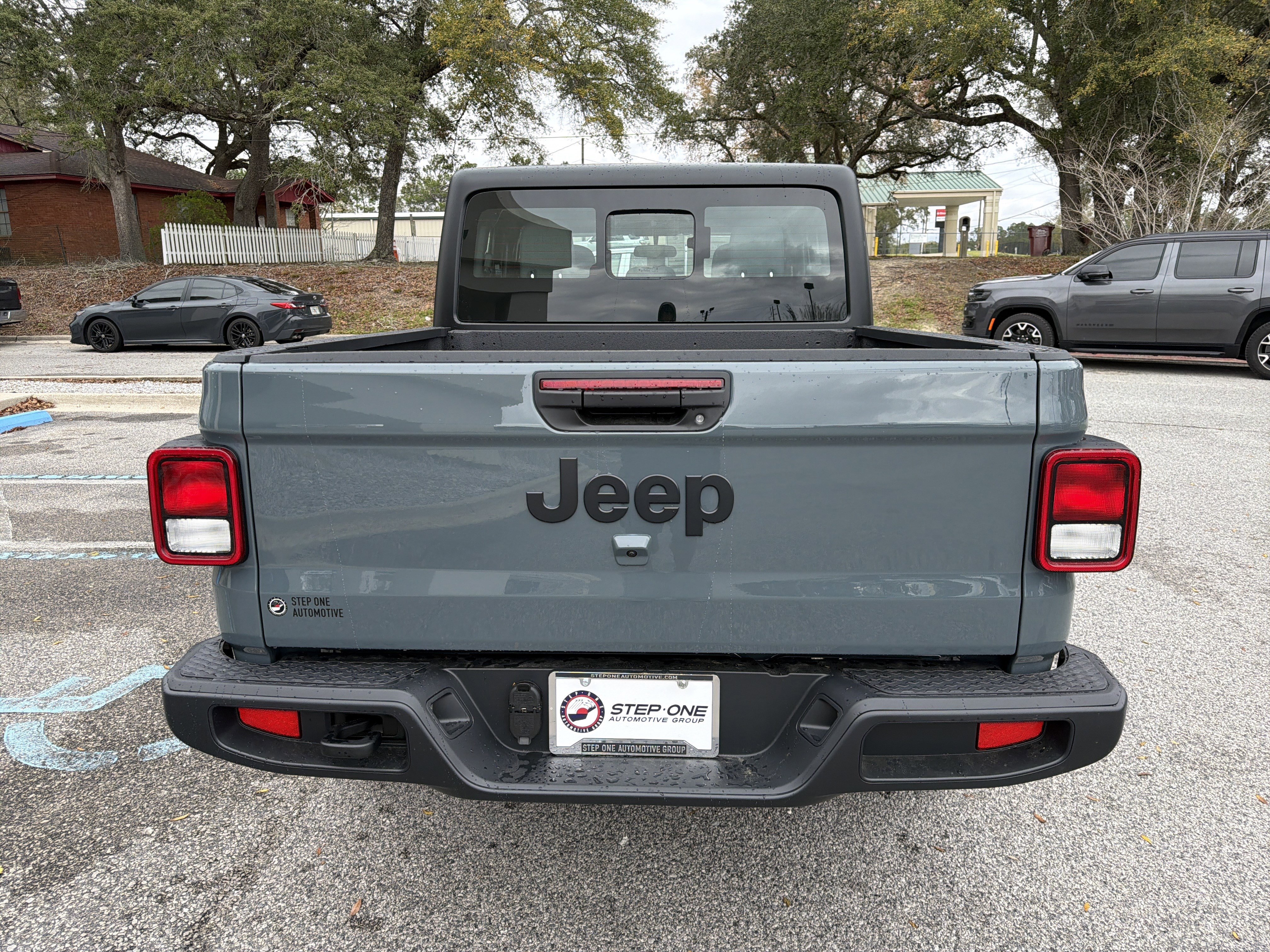 New 2026 Jeep Gladiator Sport image 5