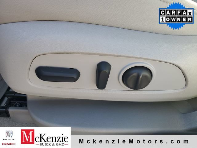 Used 2023 GMC Acadia SLT w/ Technology Package AWD/4WD image 8