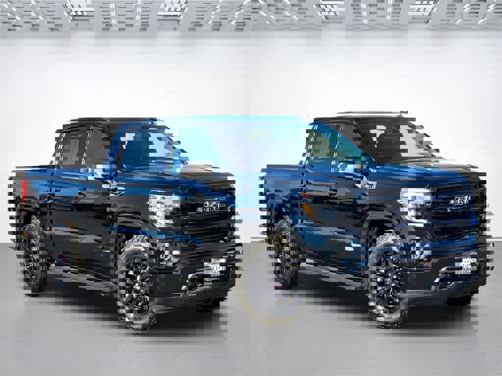 Used 2021 GMC Sierra 1500 Elevation w/ Preferred Package image 8