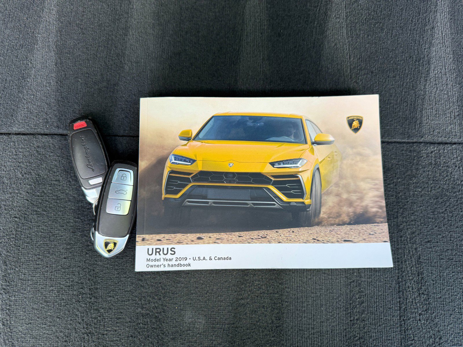 Used 2019 Lamborghini Urus AWD/4WD image 31