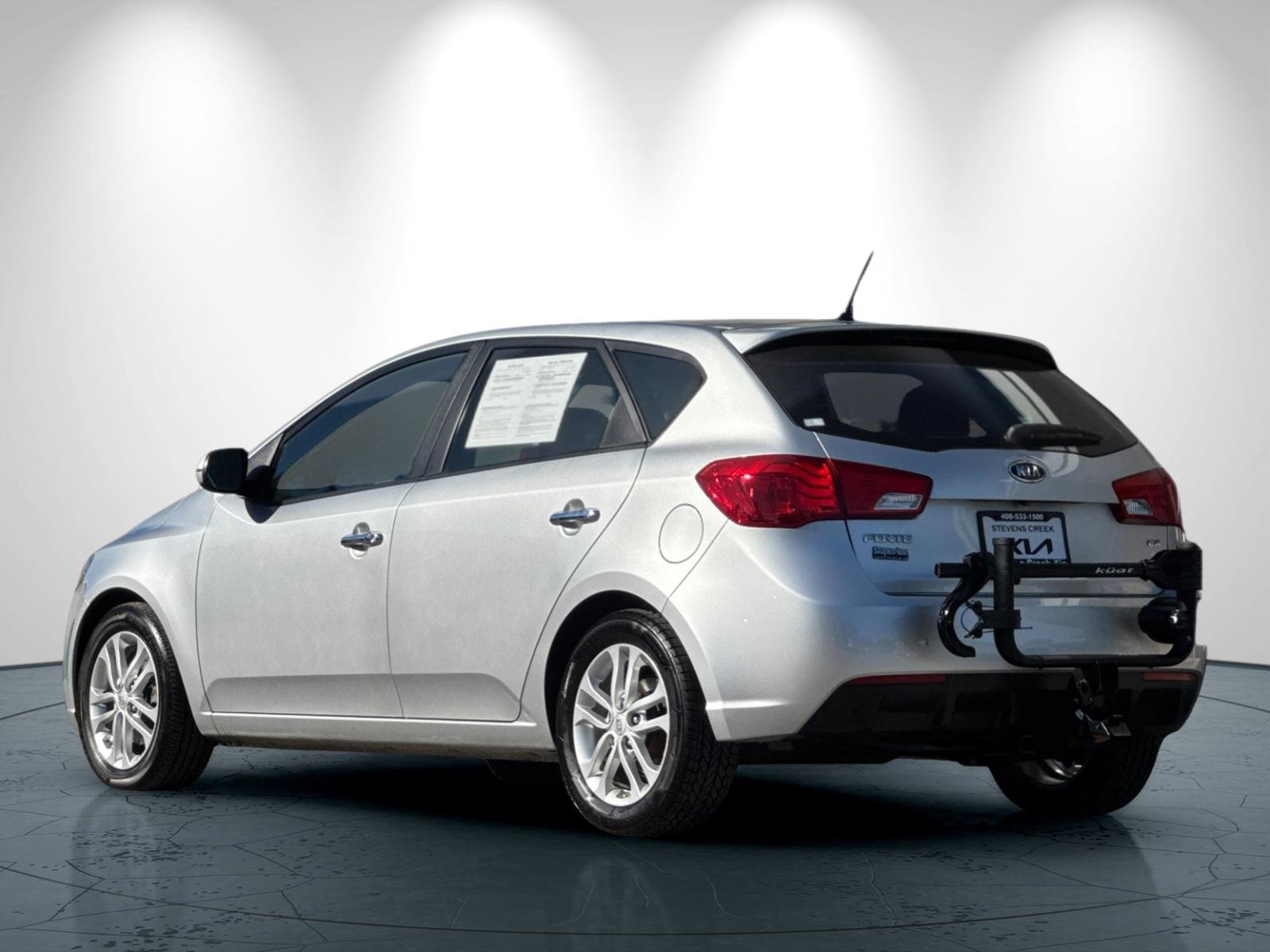 Used 2011 Kia Forte EX w/ Tech Pkg image 6