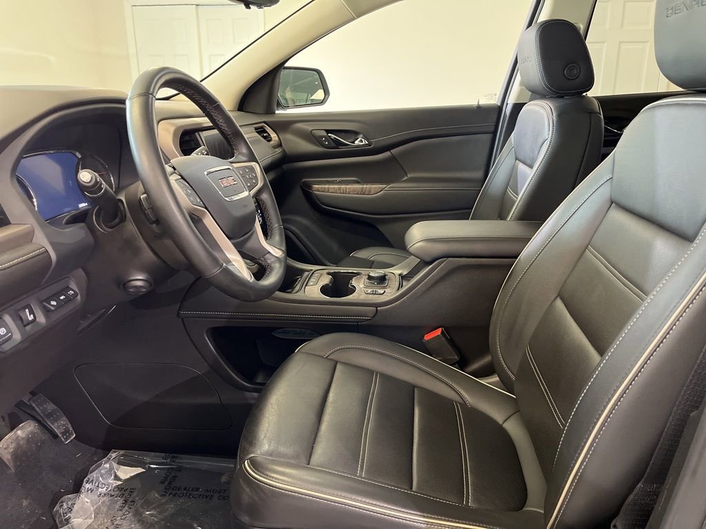 Used 2023 GMC Acadia Denali w/ Denali Ultimate Package image 14