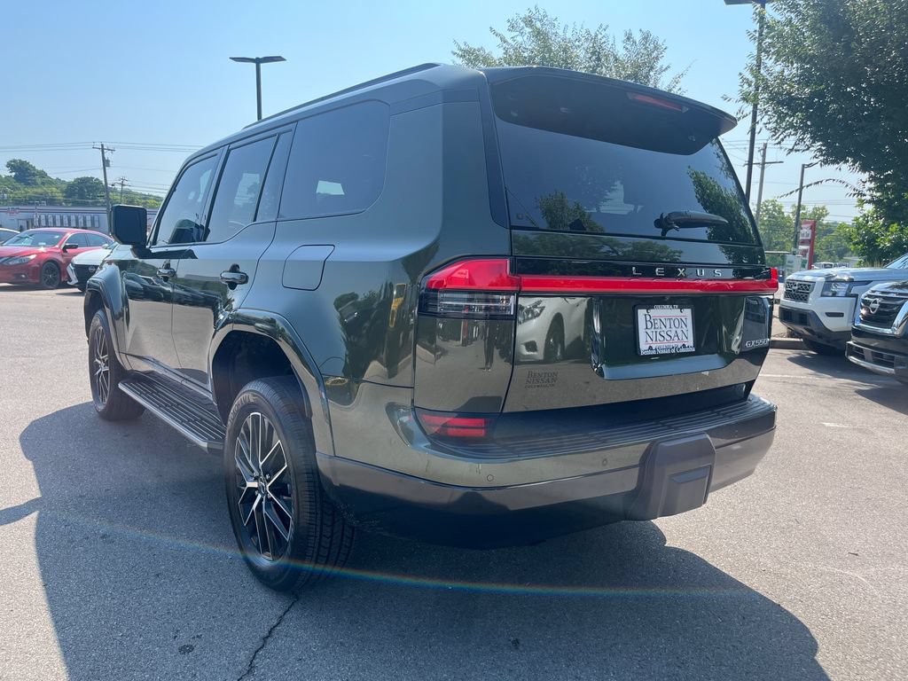 Used 2026 Lexus GX 550 w/ Cold Area Package AWD/4WD image 2