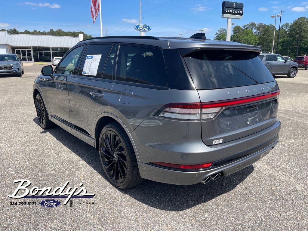 Used 2025 Lincoln Aviator Reserve w/ Equipment Group 201A image 12