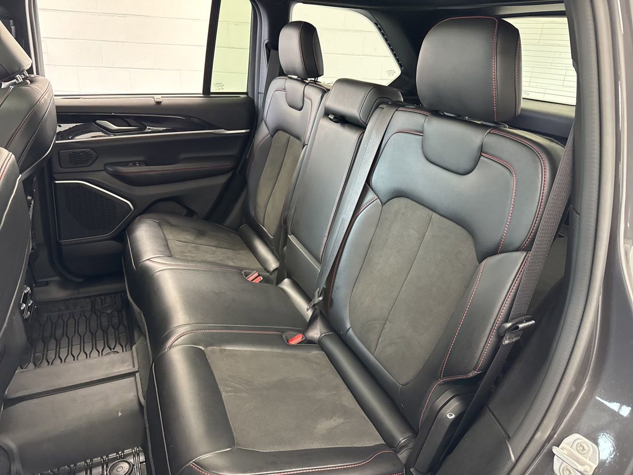 Used 2022 Jeep Grand Cherokee Trailhawk w/ ADV Protech Group II image 44