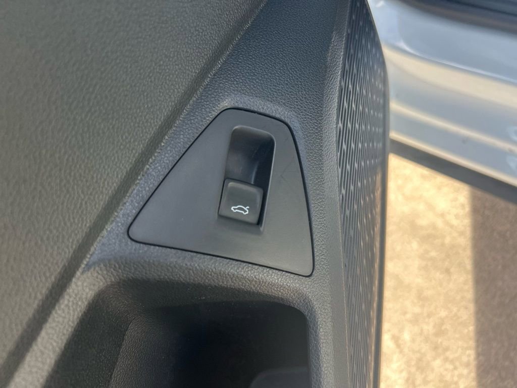 Certified 2025 Volkswagen Jetta GLI Autobahn image 50