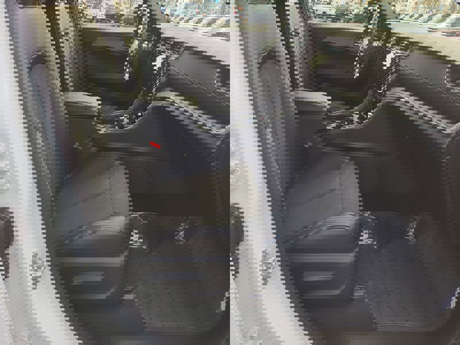 New 2025 Jeep Grand Cherokee Altitude image 22