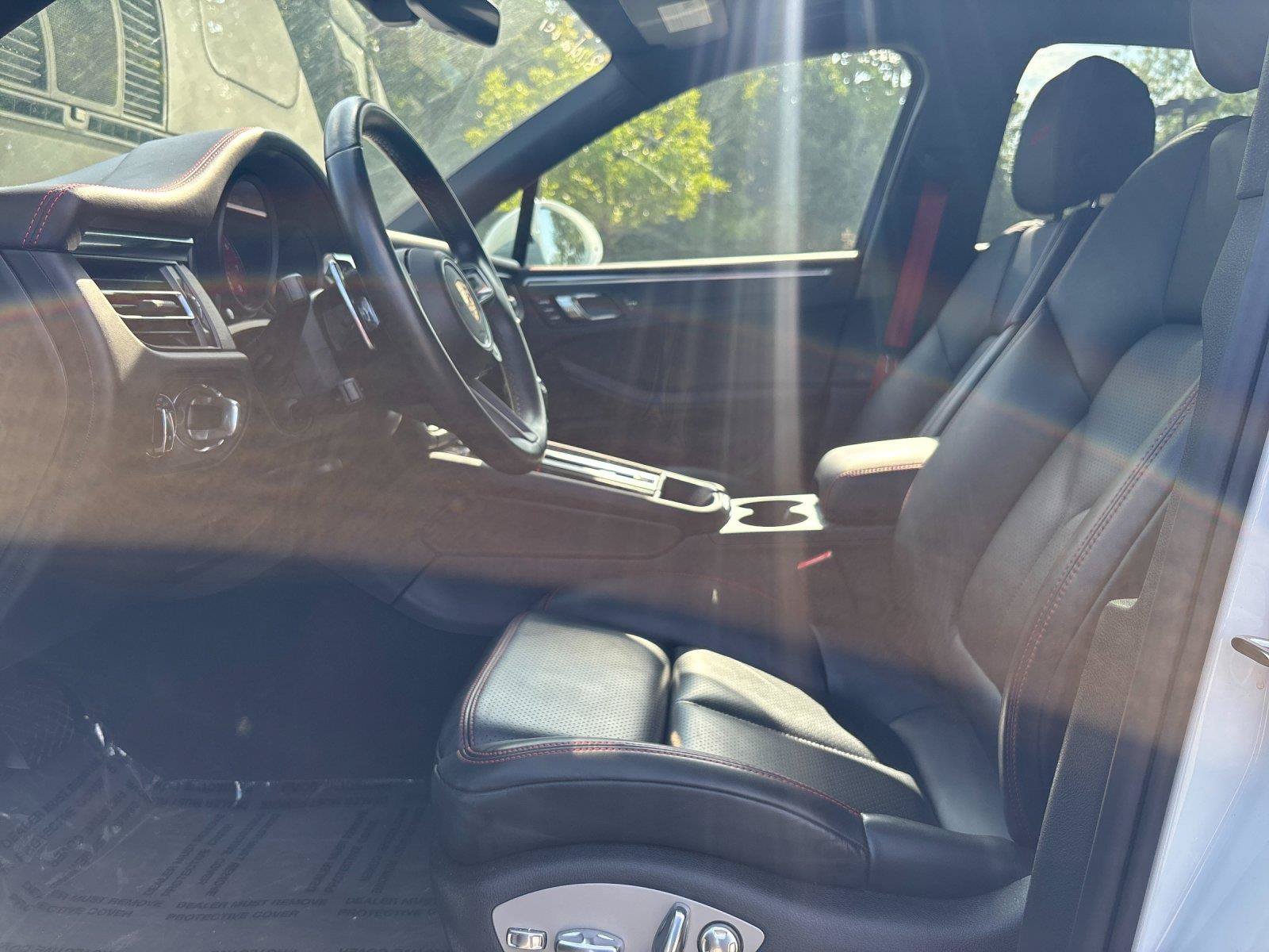 Used 2024 Porsche Macan GTS AWD/4WD image 15