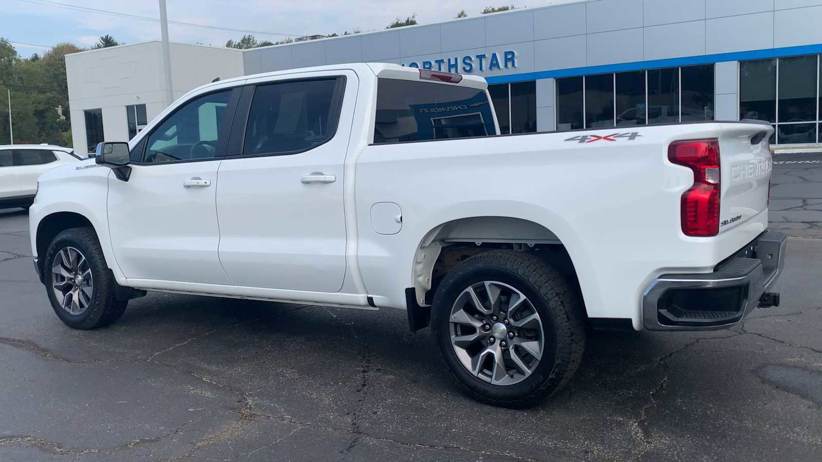 Certified 2022 Chevrolet Silverado 1500 LT image 6