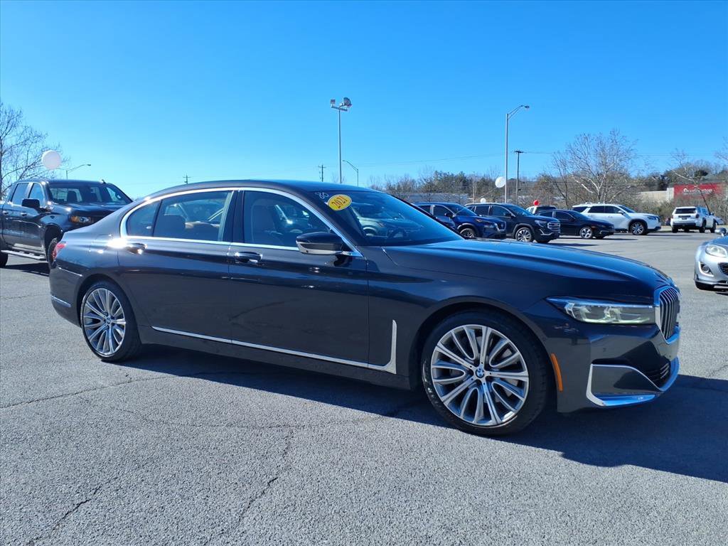 Used 2021 BMW 750i xDrive w/ Executive Package image 15